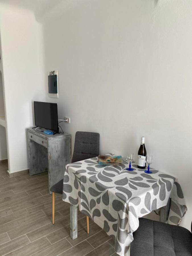 Appartement Petran à Fira  Extérieur photo